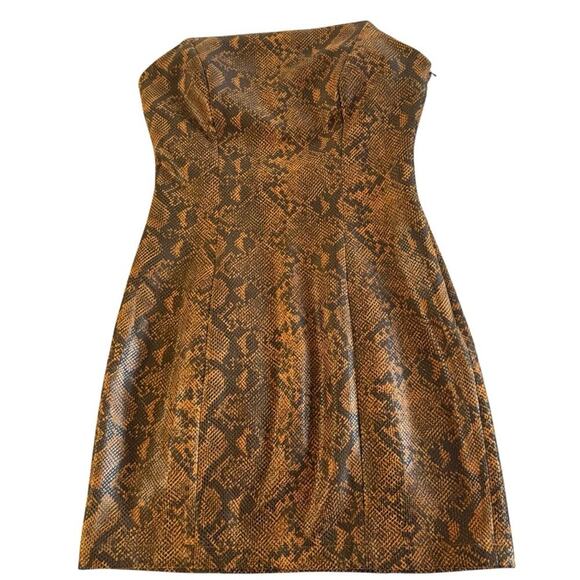 h:ours Dresses & Skirts - H:ours Faux Snakeskin  Print Strapless Mini Dress Size Small